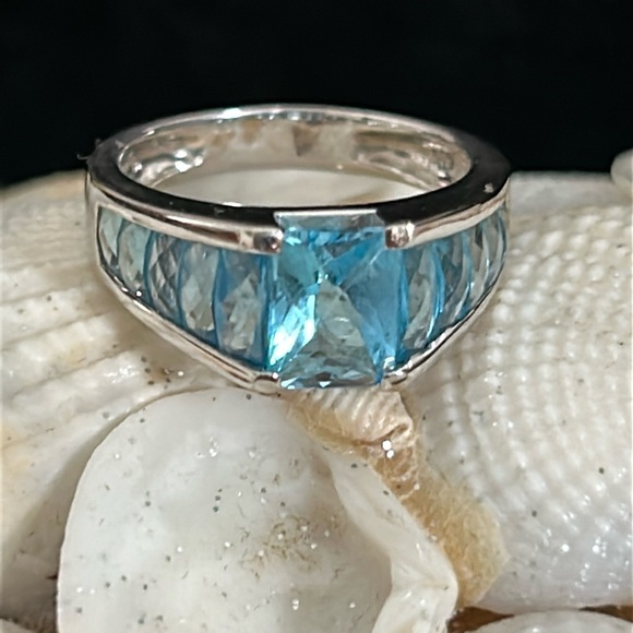 💕14KT White Gold Aquamarine Blue Topaz Statement Ring - Picture 1 of 8